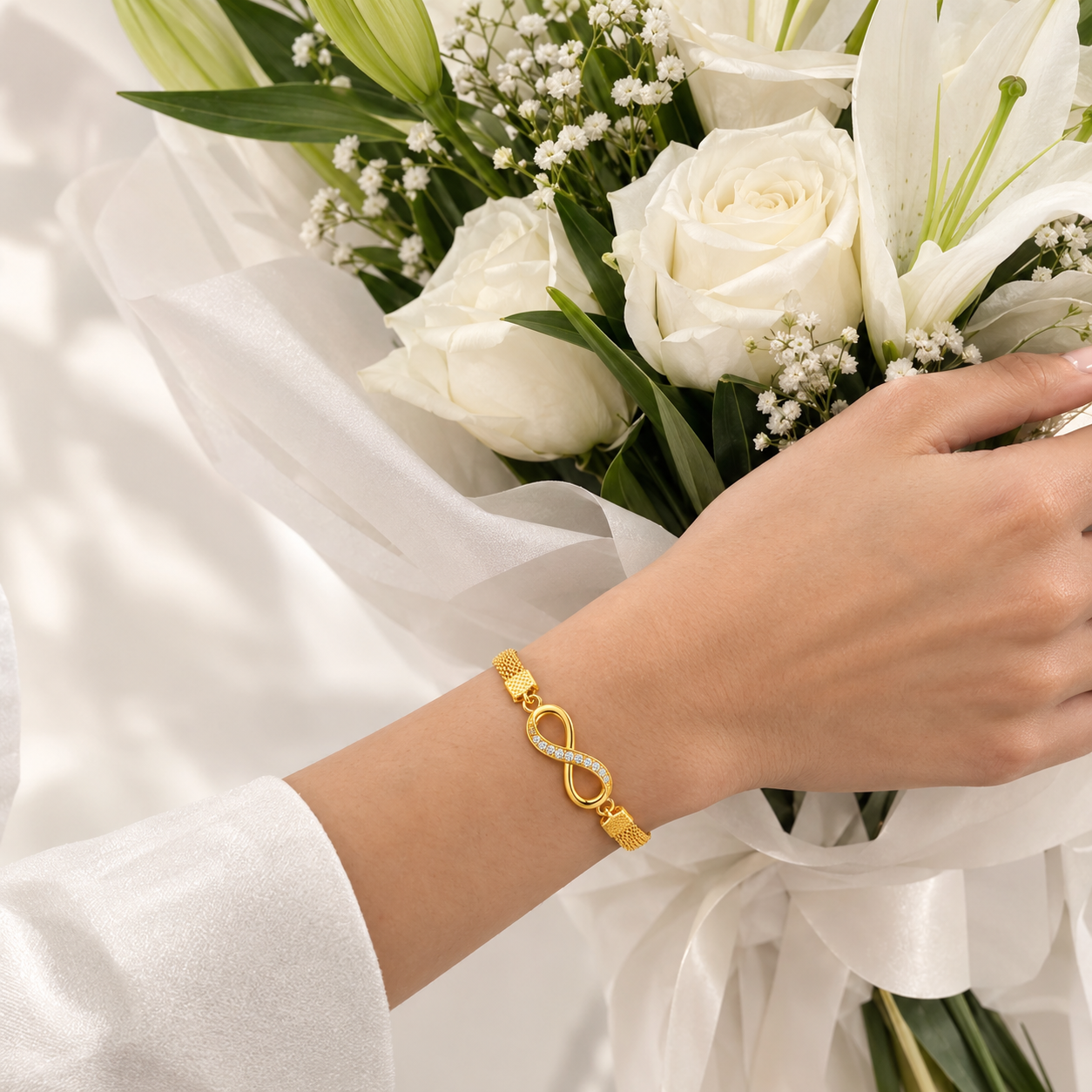 TEOT™  Premium Gold-Plated Infinity Adjustable Bracelet | Free Premium Jewelry box